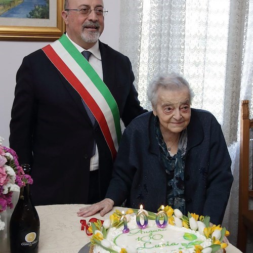 Festa dei 100 anni di Lucia Amato<br />&copy; Cosimo Ferraioli Sindaco di Angri