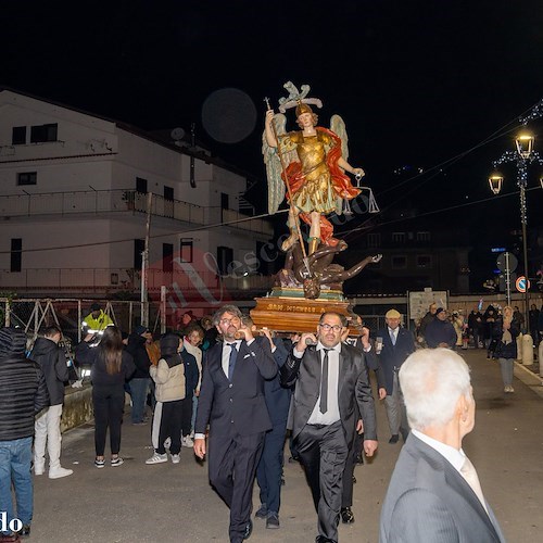 Gioia ed emozione a Pimonte: dopo 43 anni riaperta al culto la Chiesa di San Michele Arcangelo /FOTO<br />&copy; Leopoldo De Luise