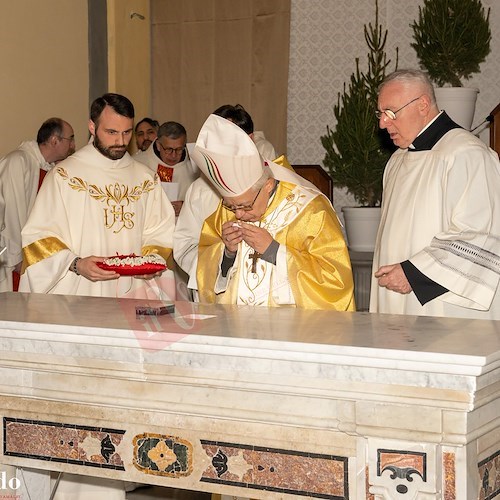 Gioia ed emozione a Pimonte: dopo 43 anni riaperta al culto la Chiesa di San Michele Arcangelo /FOTO<br />&copy; Leopoldo De Luise