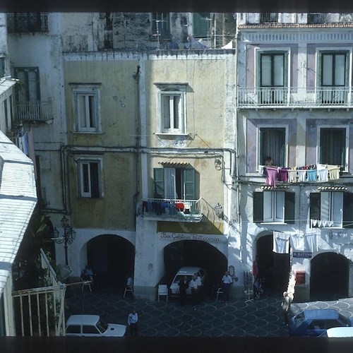 Gli anni ottanta di Amalfi, Atrani, Ravello e Scala nelle fotografie di Keld Helmer-Petersen<br />&copy; Keld Helmer-Petersen