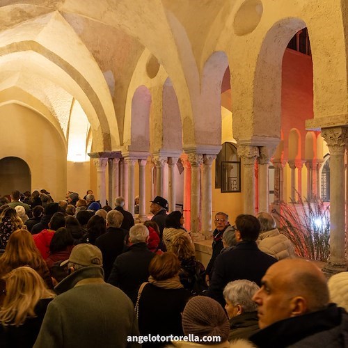 Grande successo all'Abbazia Benedettina della SS. Trinità di Cava de' Tirreni per l'evento dedicato all'amore<br />&copy; Angelo Tortorella