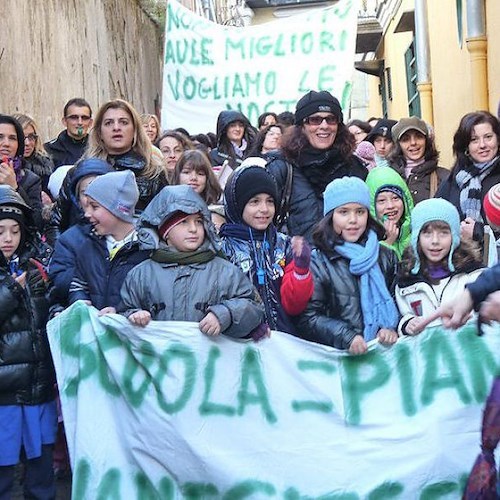 Alcuni manifestanti in corteo