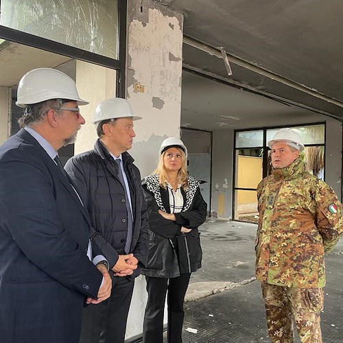 Il Ministro Ciriani in visita a Caivano