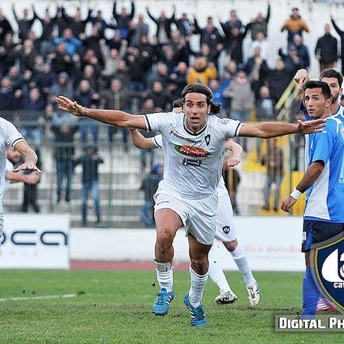 La gioia di Di Deo dopo il gol del 2-1