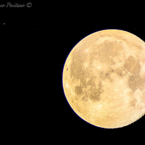 La Superluna blu dello Storione bacia il Signore degli Anelli<br />&copy; Fabio Fusco