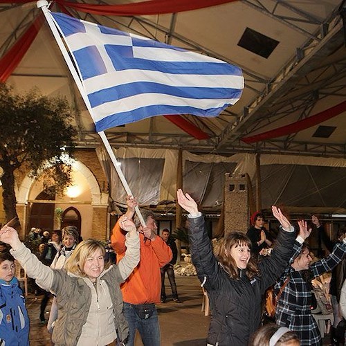 La serata di festa nel Chiostro francescano