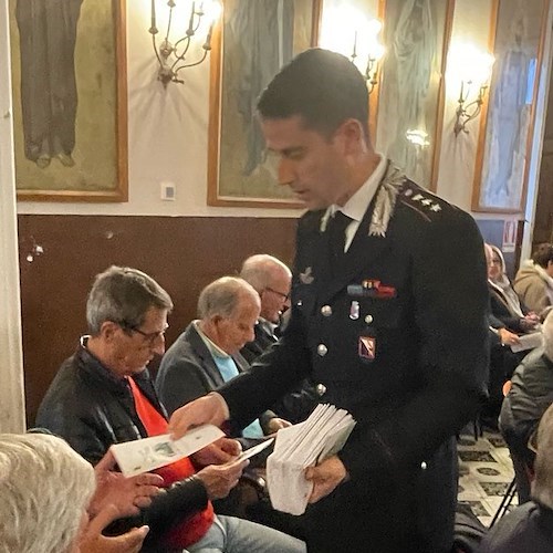 Carabinieri incontrano gli anziani