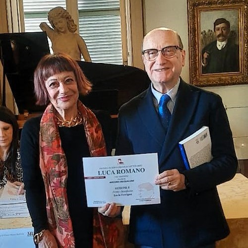 Lucia Ferrigno di Atrani prima classificata per gli scritti inediti al Premio internazionale “Luca Romano”