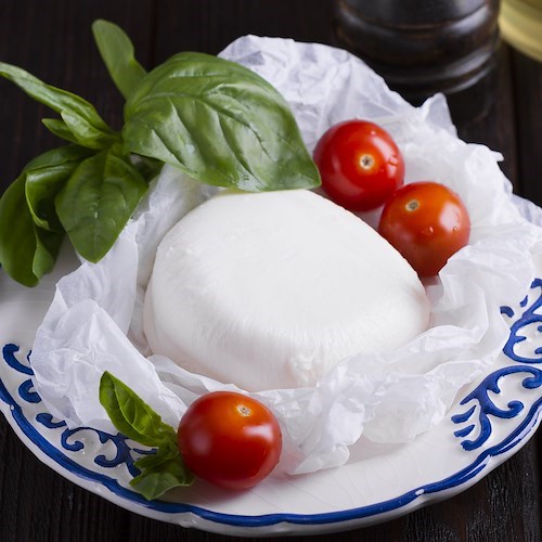 Mozzarella<br />&copy; Freepik