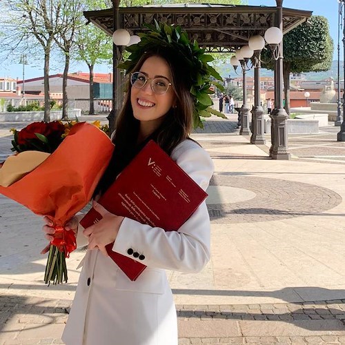 Laurea per la giovane Ausilia di Maiori