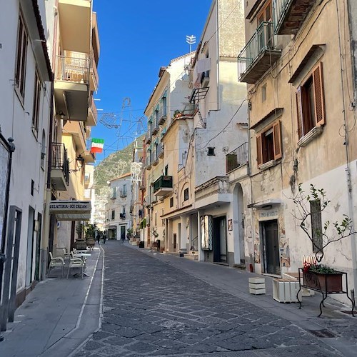 Minori, lavori urgenti su Corso Vittorio Emanuele: dalle 15 zone basse senz'acqua<br />&copy; Maria Abate