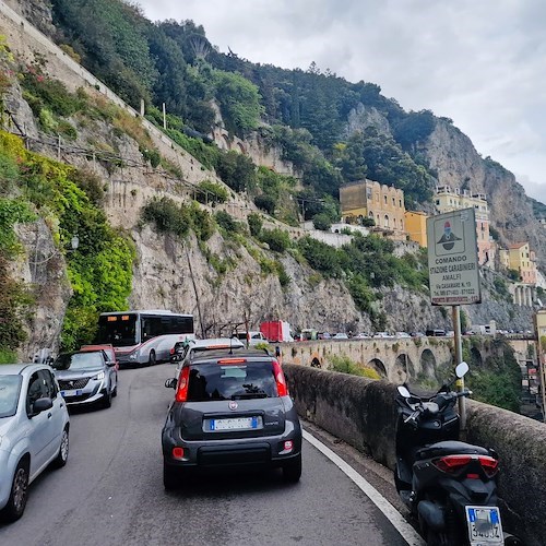 Traffico Amalfi<br />&copy; Massimiliano D'Uva