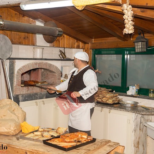 Nel suggestivo Borgo di Campora la bellezza del Presepe Vivente di Agerola