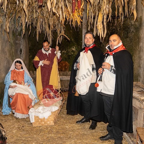 Nel suggestivo Borgo di Campora la bellezza del Presepe Vivente di Agerola