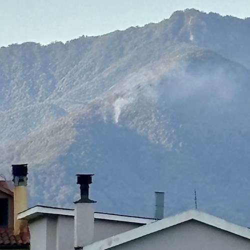 Incendio a Cava de' Tirreni<br />&copy; Servalli Sindaco