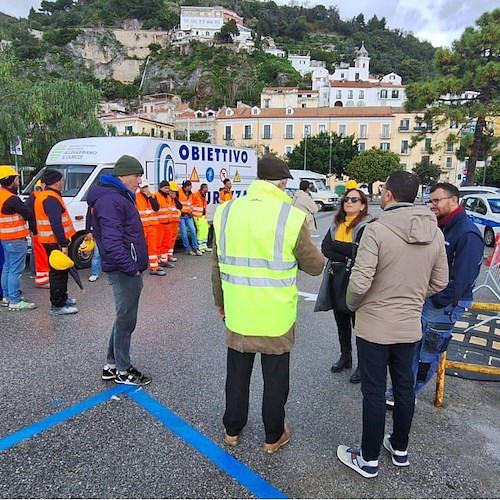 A Vietri il camper itinerante attrezzato ad aula formativa