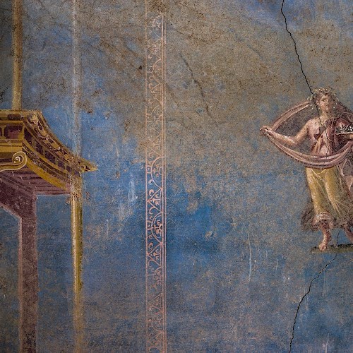 Pompei, scavi nella Regio IX rivelano un sacrario con pareti blu<br />&copy; Pompeii - Parco Archeologico