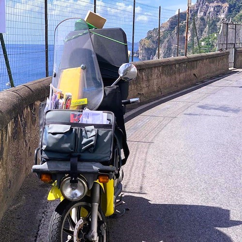 Scooter Poste Italiane<br />&copy; Massimiliano D'Uva