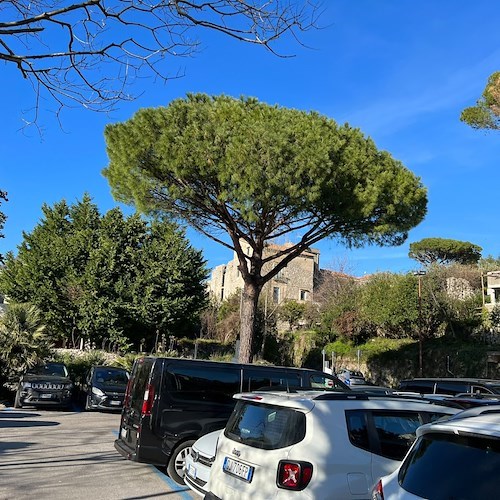 Ravello, parcheggio piazza Duomo<br />&copy; Massimiliano D'Uva