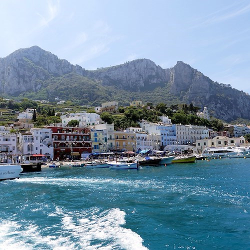 Capri<br />&copy; Foto di falco su Pixabay