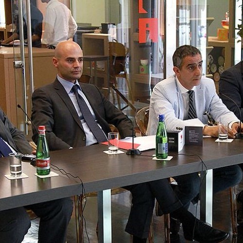 La conferenza di presentazione