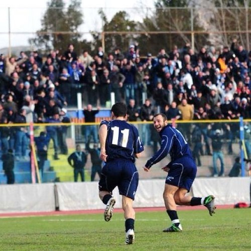 La gioia di Schetter ed Aquino dopo il gol decisivo