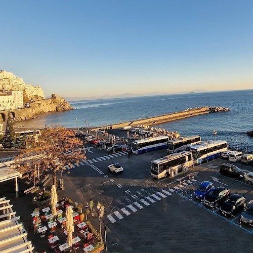 Bus Sita Sud in piazza Flavio Gioia<br />&copy; Christian D'Urzo