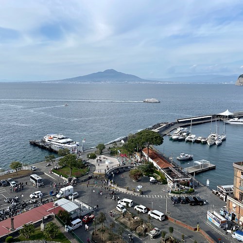 Revocato divieto balneazione della Radice del Molo di Marina Piccola<br />&copy; Comune di Sorrento