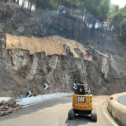 Lavori a Capo D'Orso<br />&copy; Massimiliano D'Uva