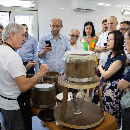 a Cetara workshop su sostenibilità ambientale ed identità locale