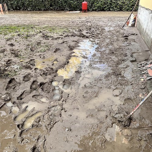 Campo Bisenzio sommersa dal fango<br />&copy; pagina FB Stefano Pancari