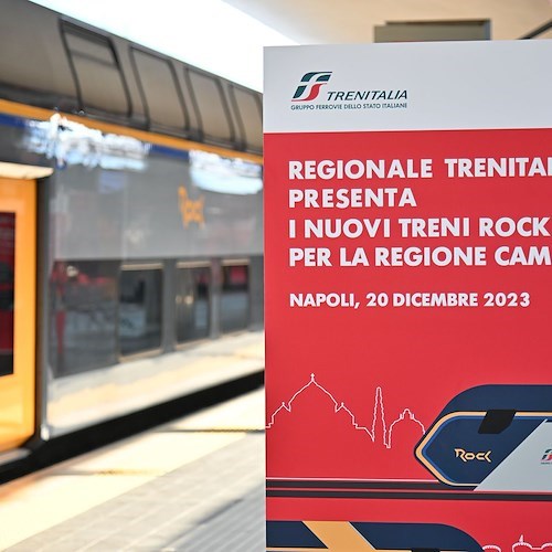 Trenitalia, in Campania tre nuovi treni Rock: si abbassa a 11 anni l’età media dei treni regionali