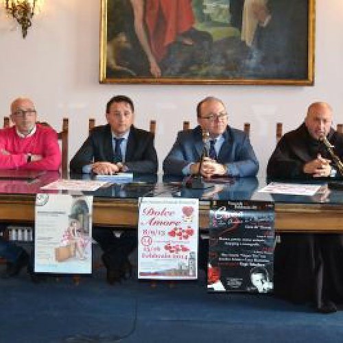 La conferenza di presentazione