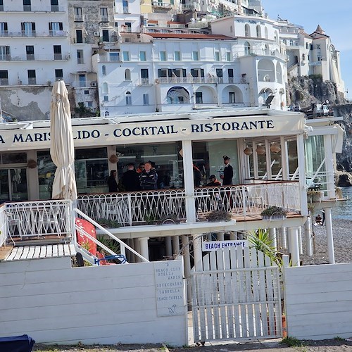 Demolizione stabilimenti Amalfi<br />&copy; Christian D'Urzo