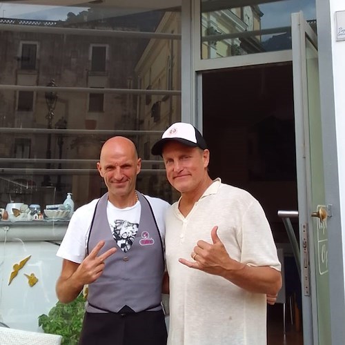 Woody Harrelson a Minori