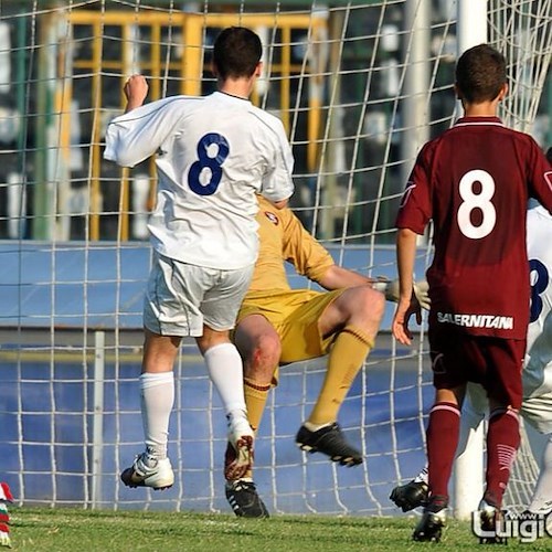 Il gol di Gaeta che ha concesso alla Cavese di vincere il trofeo Gino Avella della categoria Giovanissimi ai danni della Salernitana